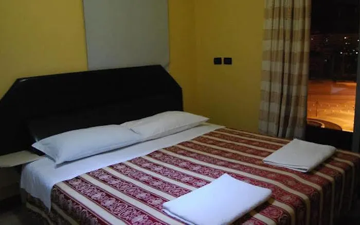 Hotel Hotel Vlora 2*